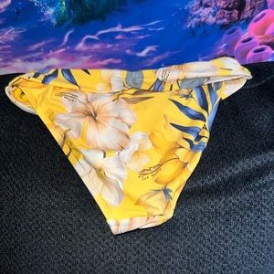 Womens bikini bottoms